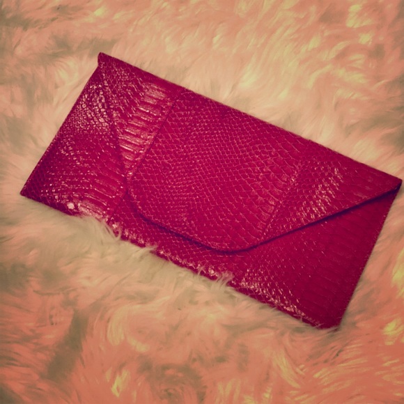 Handbags - Pink Clutch